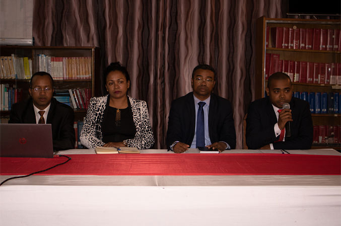 Fositra manimba ny tsenam-panjakana ny « fametrahana kely »