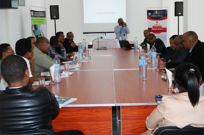 Fitsidihan’ny Ekipan’ny CDBF  ny Birao Foiben’ny SAMIFIN