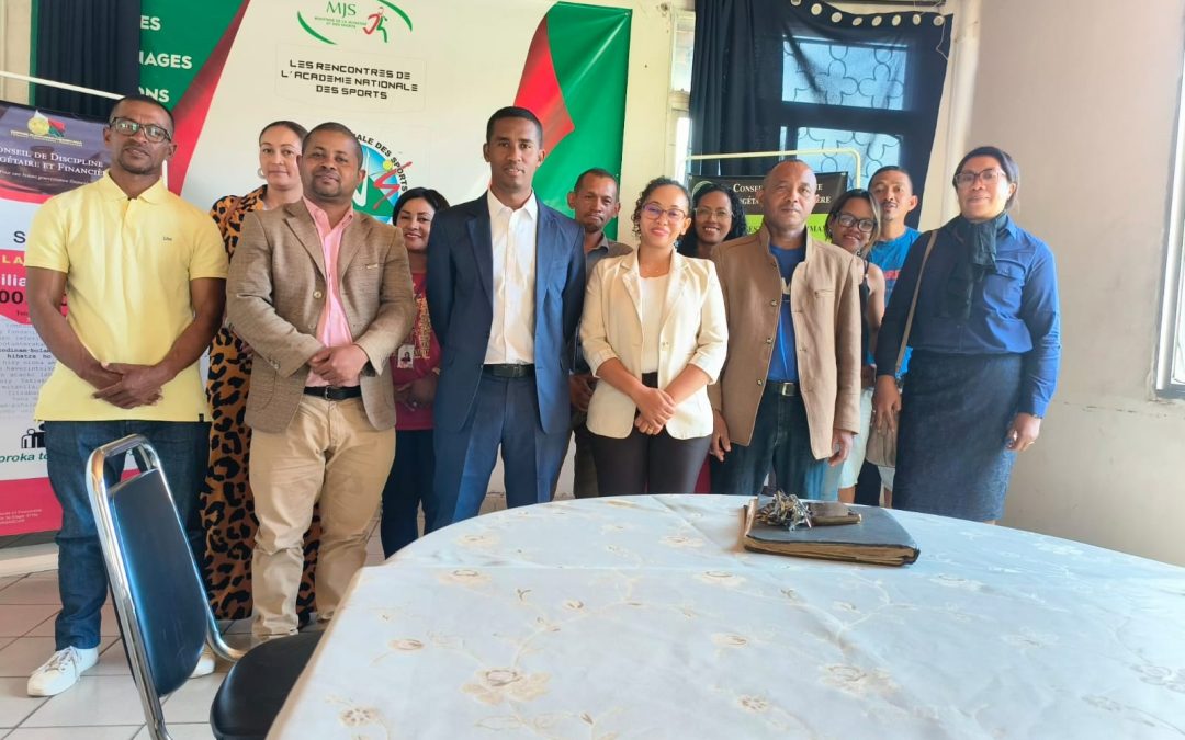 Fanjakana tsara tantana : Atrikasa fanentanana momba ny fitantanana ny volam-panjakana tao amin’ny ANS Ampefiloha